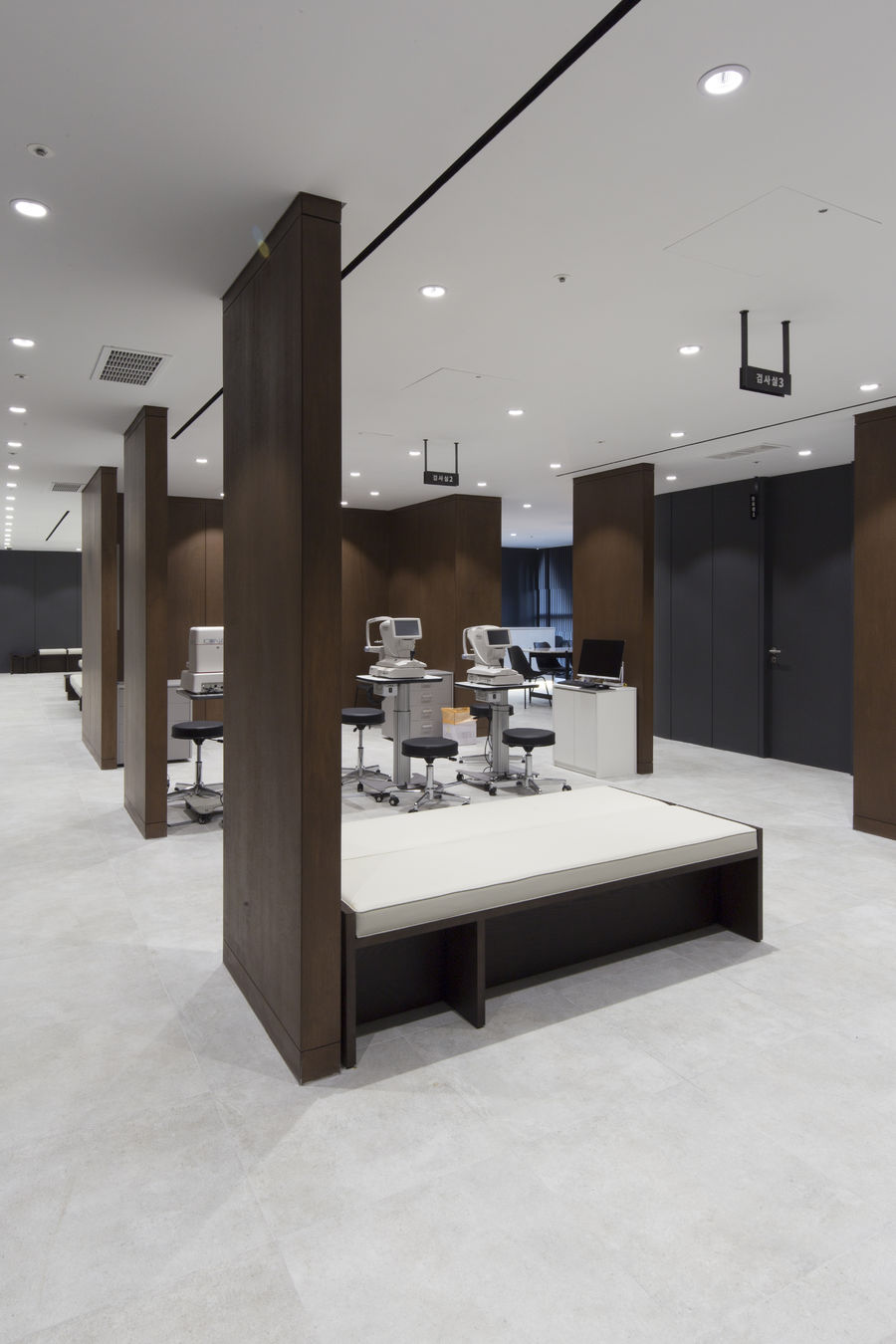 SNU Seoul Eye Clinic