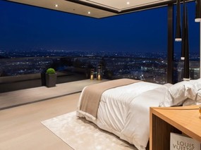 王思聪在洛杉矶的2亿神级豪宅，室内秋千够不够浪漫！