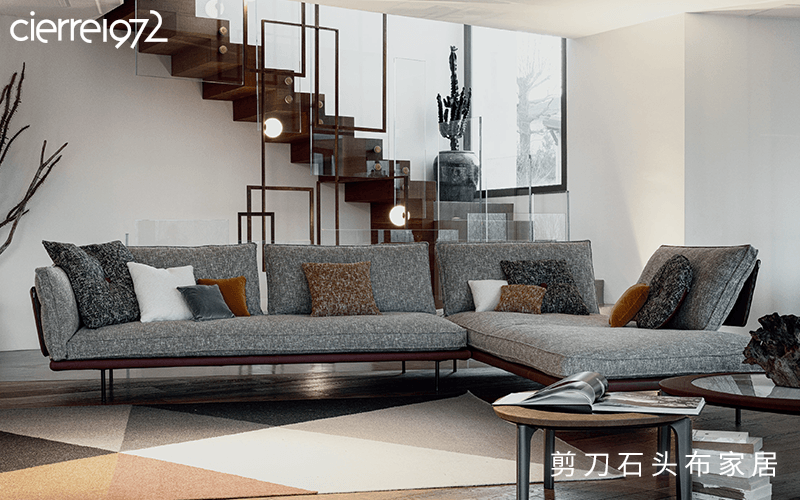  打造优雅时尚的客厅空间，意大利进口沙发有哪些？ 