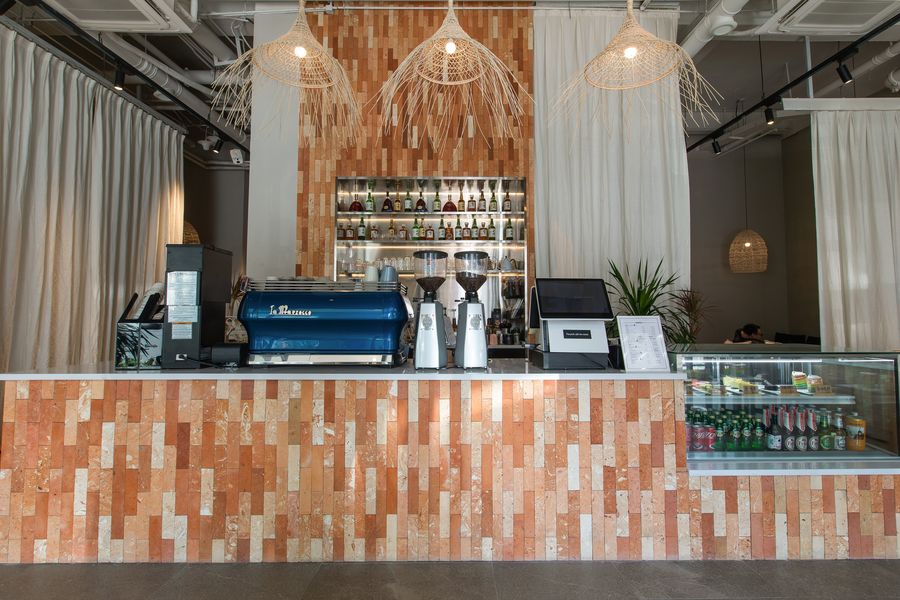 回响设计丨咖啡空间和美容空间设计的完美融合：舒缓自由的体验感