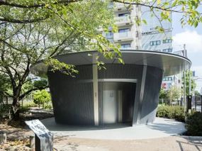东京斥巨资爆改公厕，当安藤忠雄等16位顶级设计师开始改造，是翻车现场还是......