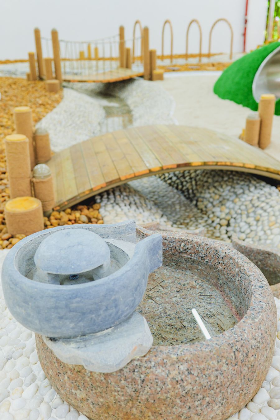 幼兒園游樂設(shè)備