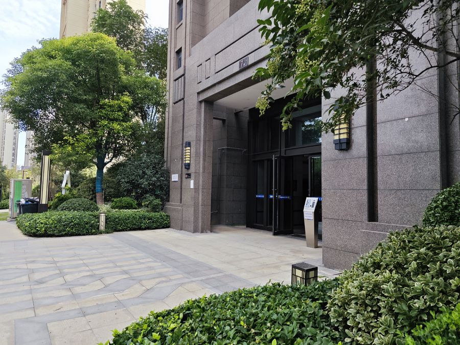 騰升裝飾|鄭州東潤城·璟園住宅樓石材幕墻施工工程02