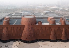 [ 伯纳德·屈米建筑师 ]天津探索博物馆 | 从基地中原有的巨型生产和研究机构中汲取灵感