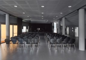 NAM Arquitectura | 西班牙托雷登瓦拉剧院翻新