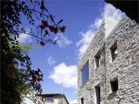 农村也要现代设计——瑞士Scaiano石楼改造